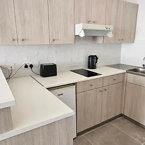 https://les-palmiers-sunorama-beach-apartments.protaras-cy-hotels.com